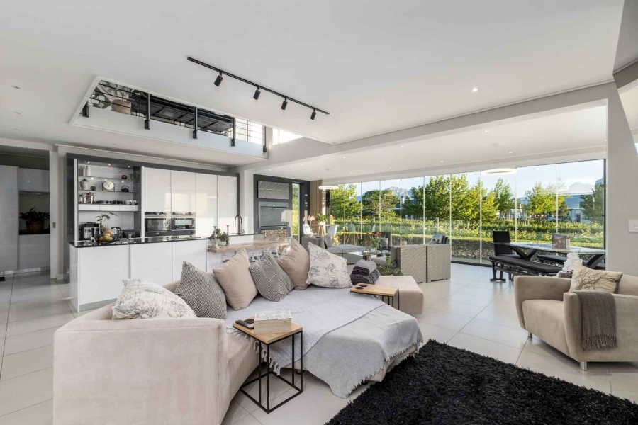 3 Bedroom Property for Sale in Val De Vie Estate Western Cape